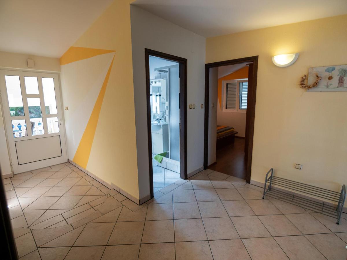 Apartments Rezek Супетарска-Драга Экстерьер фото