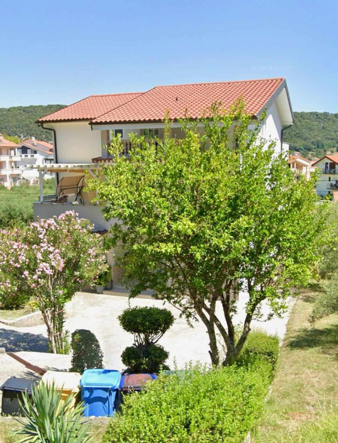 Apartments Rezek Супетарска-Драга Экстерьер фото
